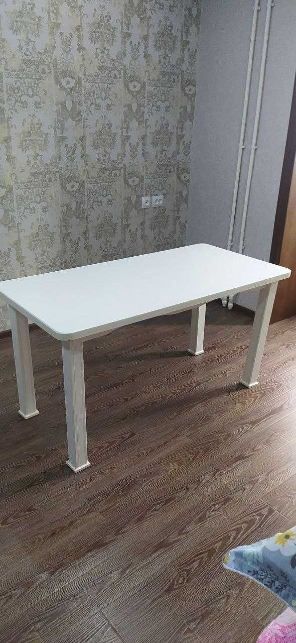 Продам недорого стол, размер: 170х70х70
