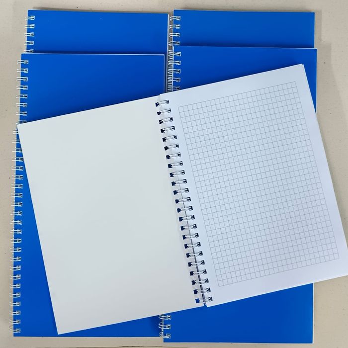 Блокнот синий клетка