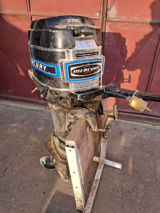 Motor barca mercury 20 hp generator transpalet