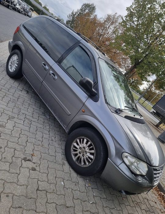 Chrysler voiajer 2.8