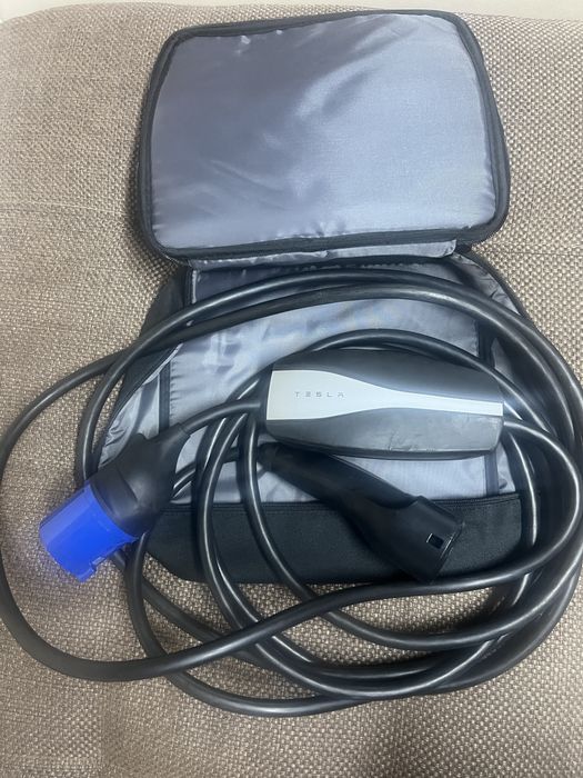 TESLA MOBILE CHARGE KIT - SCHUKO Комплект Шуко за зареждане на Тесла 3