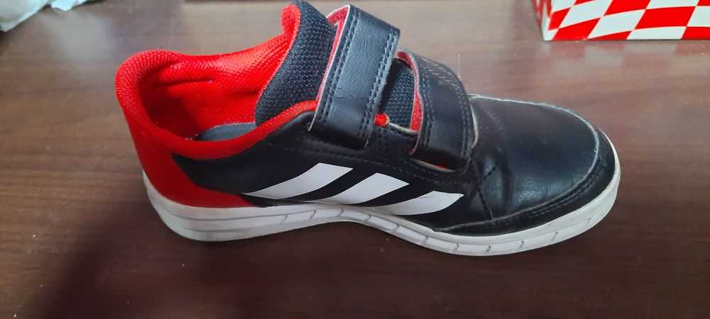 Adidasi Adidas marim 32, 20 cm interior