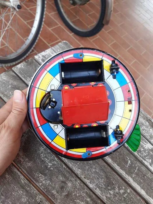 Jucarie din tabla Space Boat