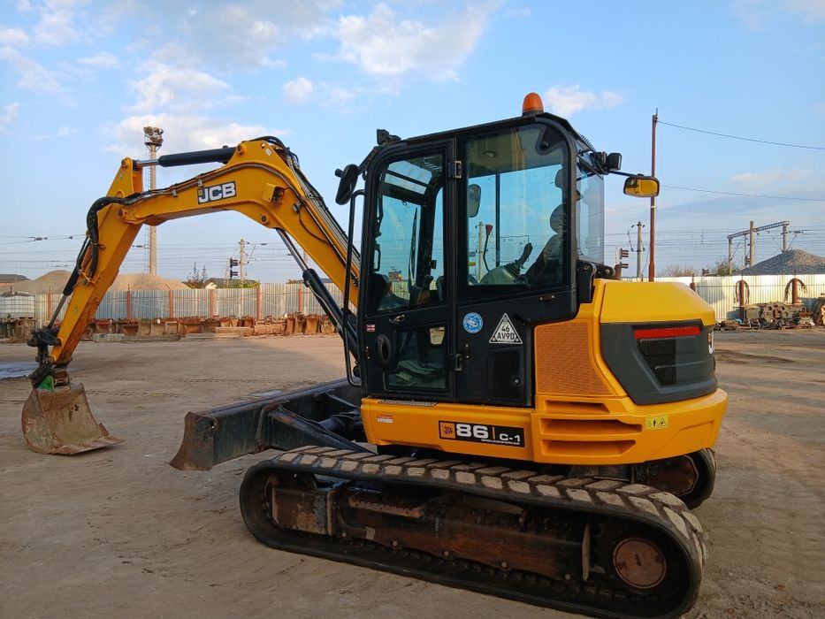 Vand excavator jcb 86c-1