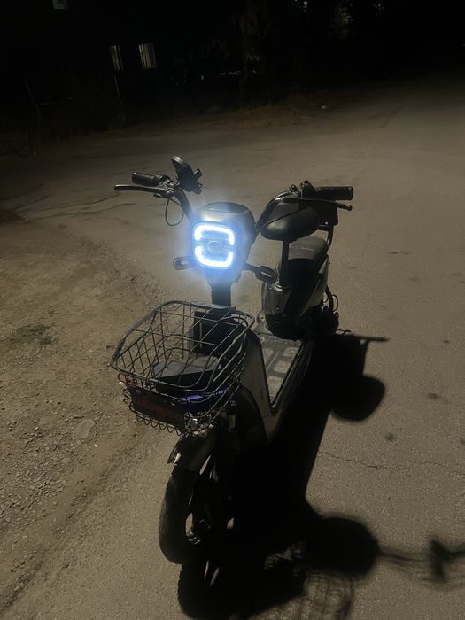 Sukuter largo motors