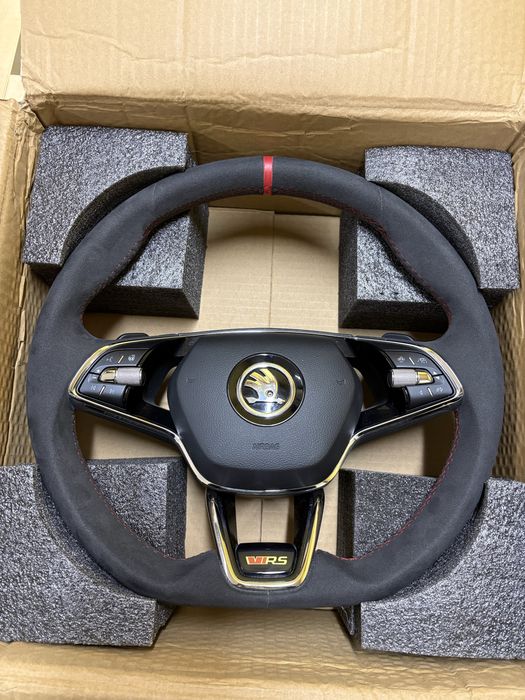 Vand Volan Skoda octavia RS 2021