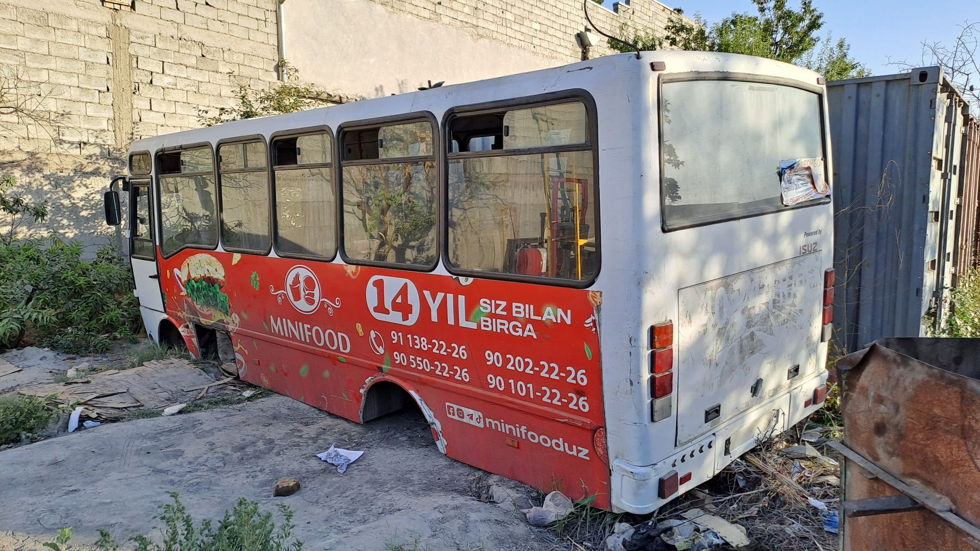 Isuzuga aftobus kuzuf