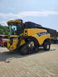 Combina New Holland CR9090+Echipament paioase Geringhoff Triflex 40