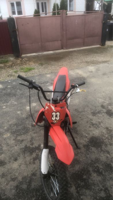 Se vinde cross 125cc