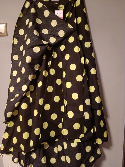 Пола с разкошна кройка на Guess XS