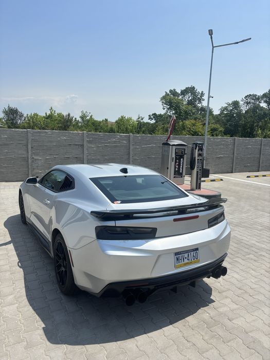 Chevrolet camaro v6