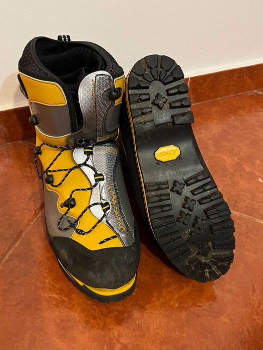 Bocanci La Sportiva Spantik, ca Noi, purtati o singura data