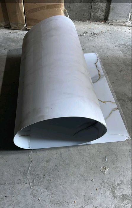 Продавам чисто нови пвц панели  5 бр. 122/260 см