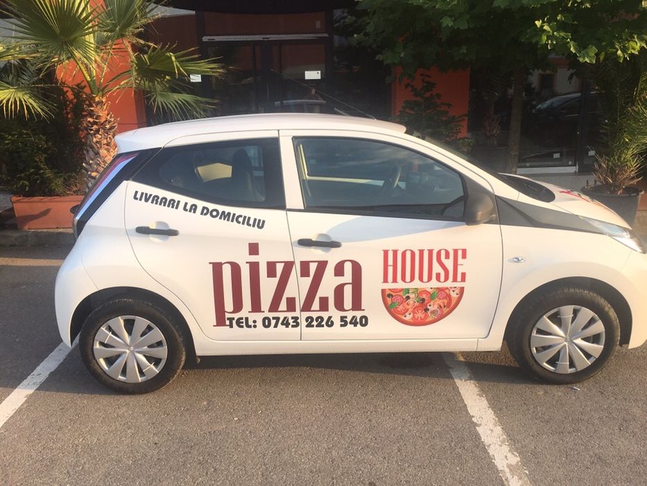 Inscripționări autocolant