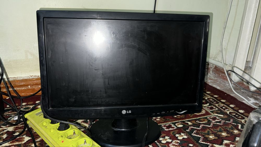 Компютер KOMPYUTER LG ишлида хамма жойи