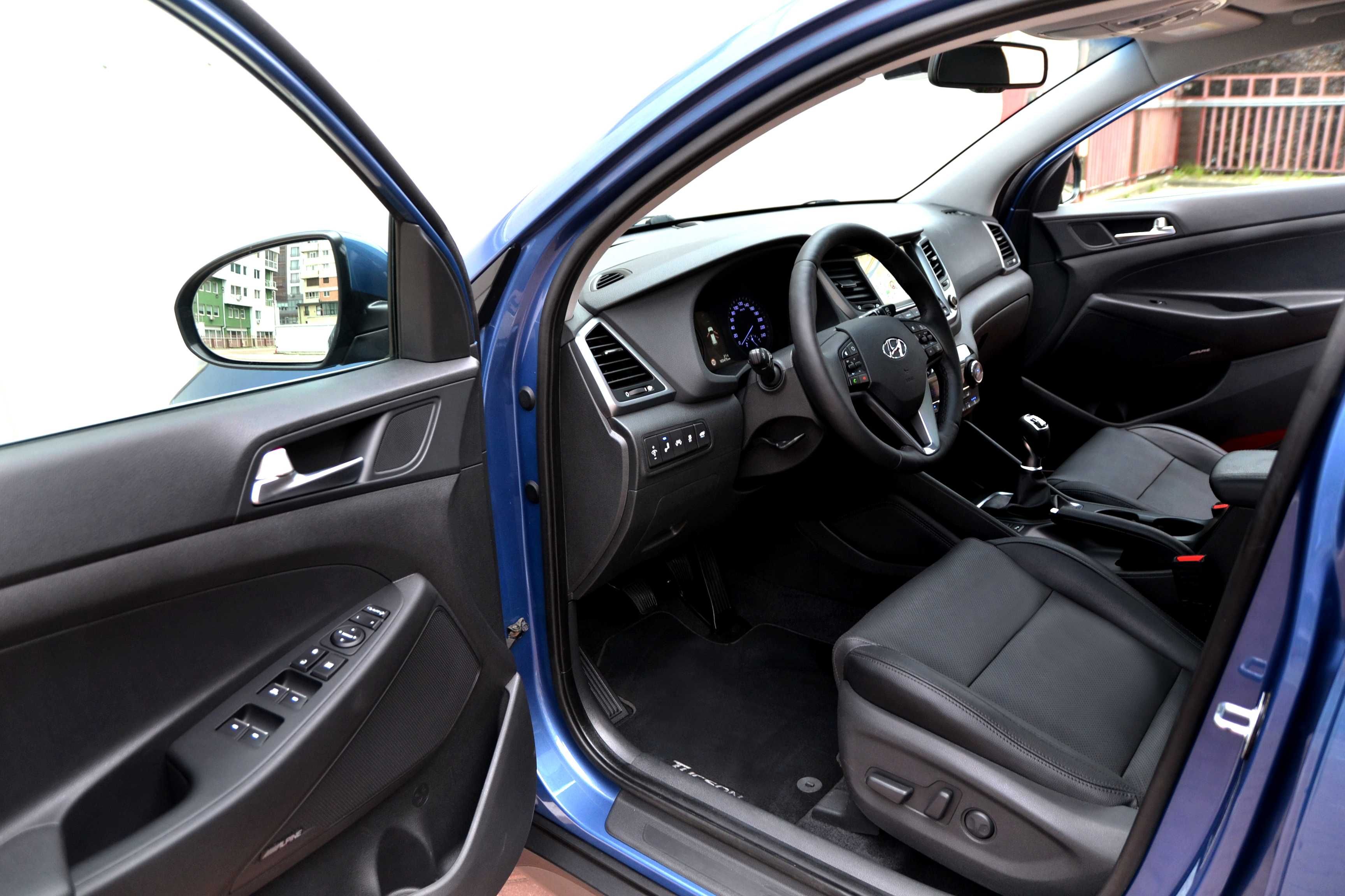 Hyundai Tucson 2.0 / Panoramic / Full Assist / Ventilatie
