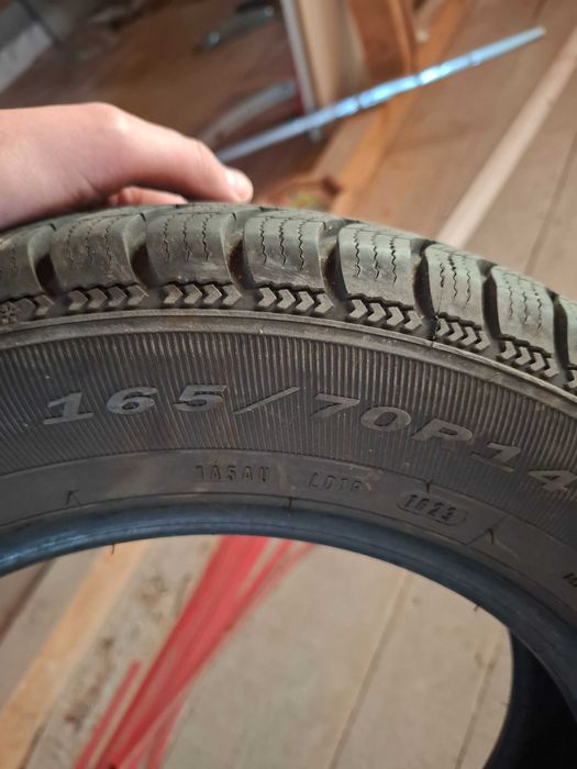 Se vind 4 anvelope 165,70,14