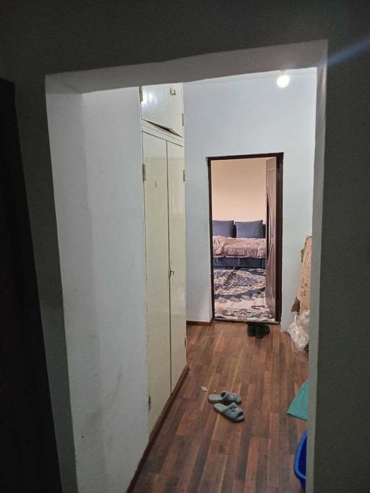 Srochno sotiladi Yunusobod 13 2 hona 53000ye