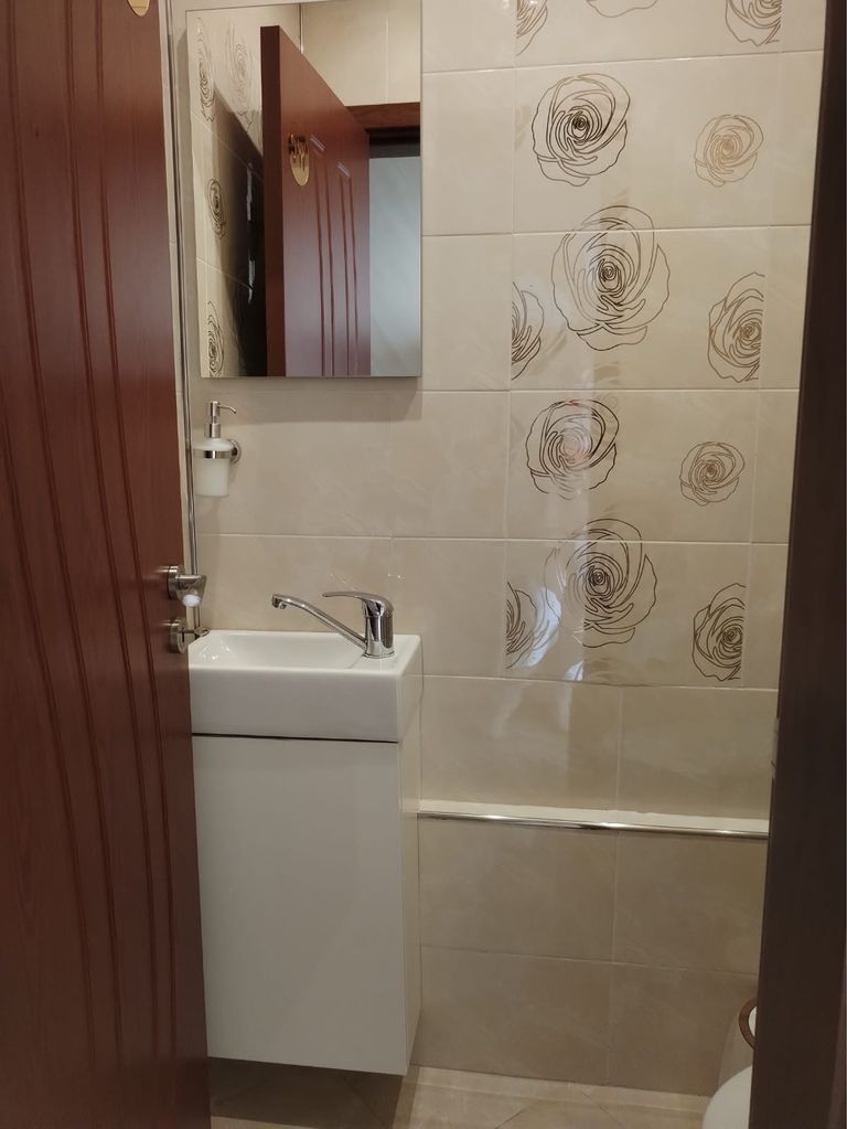 Продава се Тристаен апартамент в Враца, Квартал 103 - 80 кв.м за 2375 €/кв.м - Снимка #9