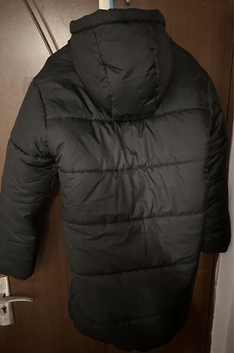 Vand geaca nike originala de dama