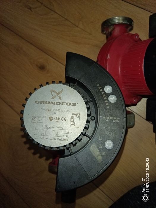 Циркулационна помпа Grundfos MAGNA 32 - 100 N 180