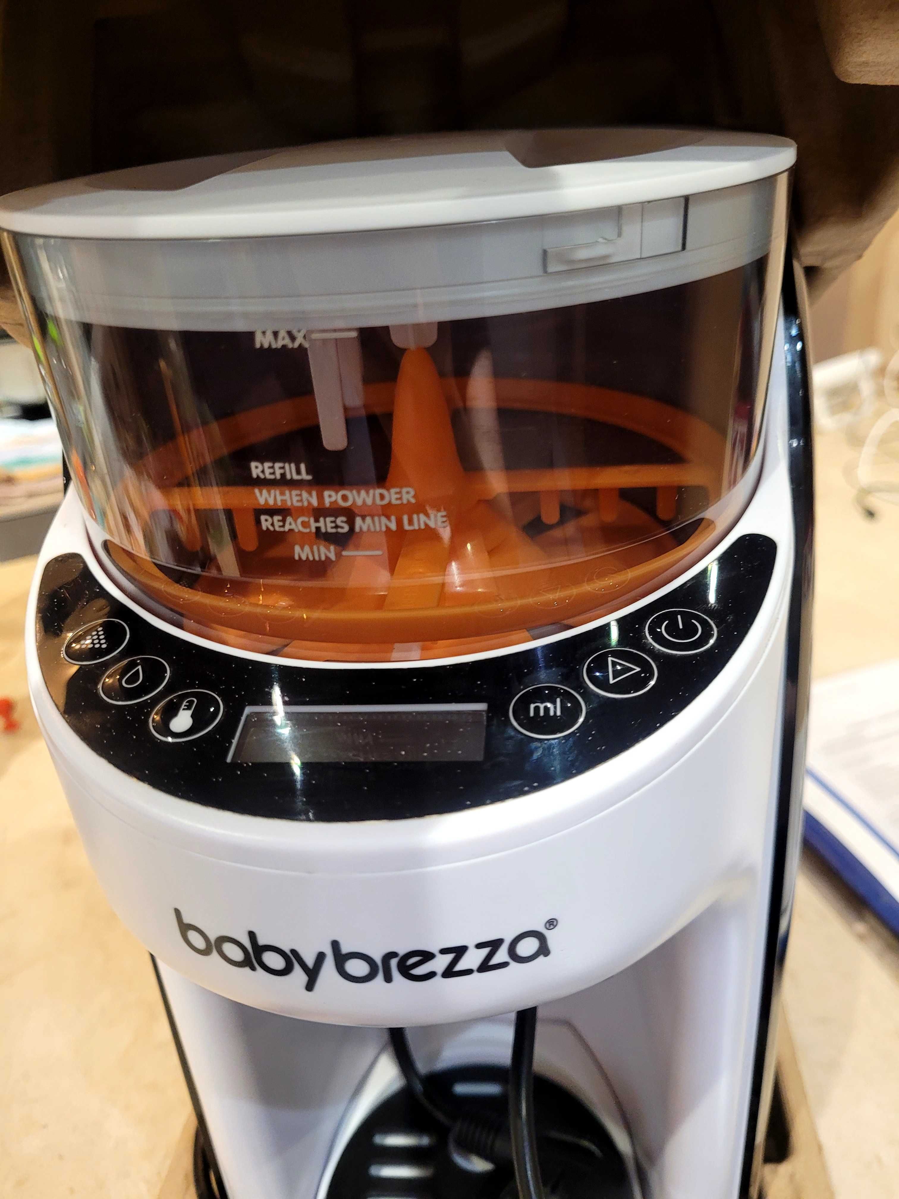 Baby brezza advanced pro машина за приготвяне на адаптирано мляко