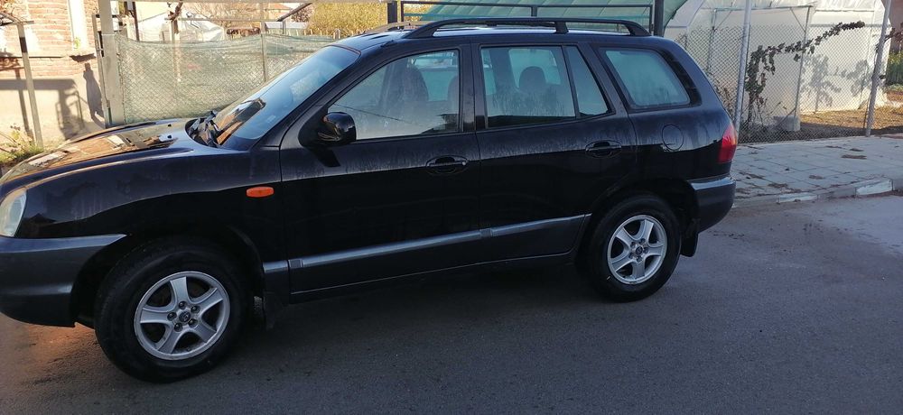 Продавам хюндаи санта фе