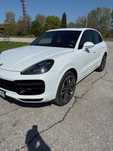 Porsche Cayenne Turbo Full