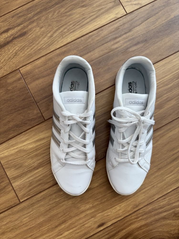 Маратонки Adidas размер 38
