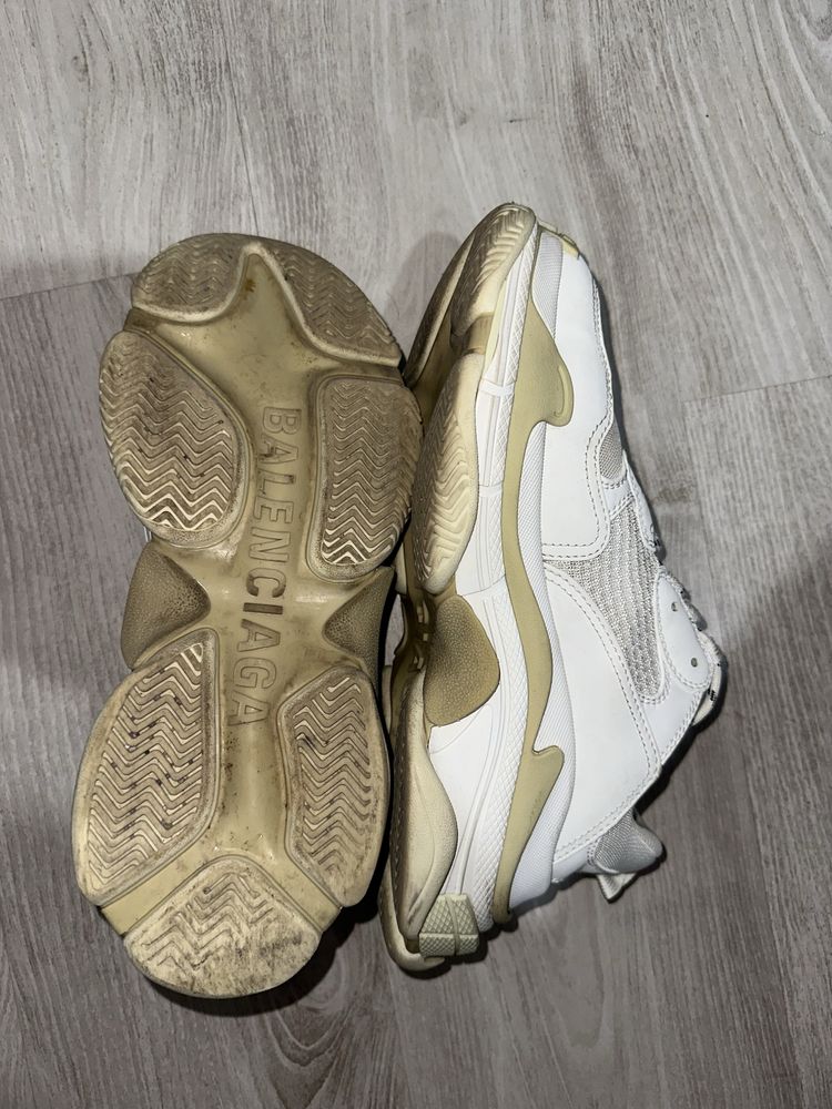 ОРИГИНАЛНИ Balenciaga triple S