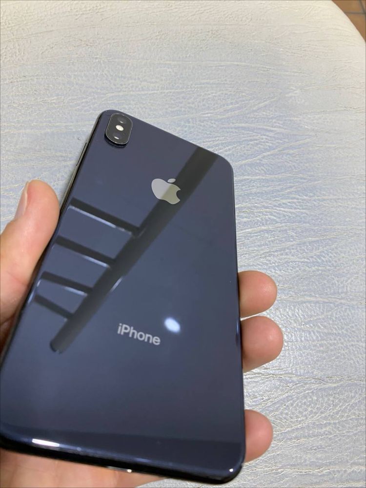 iPhone XS Max 64GB