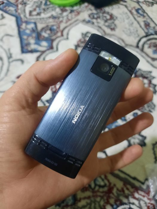 Nokia X2-00 sotladi uz imeya otkan
