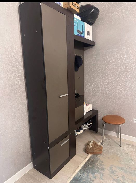 Прихожка для кв и тд