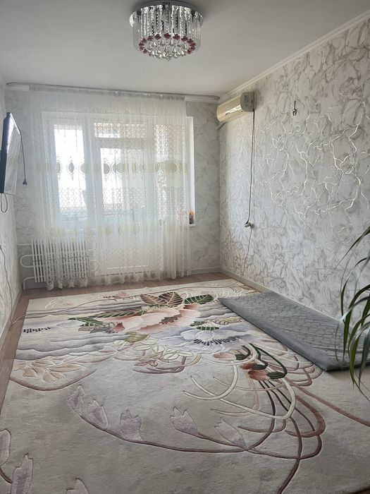 Продам 3 х комн квартиру 11 мкр 23 д