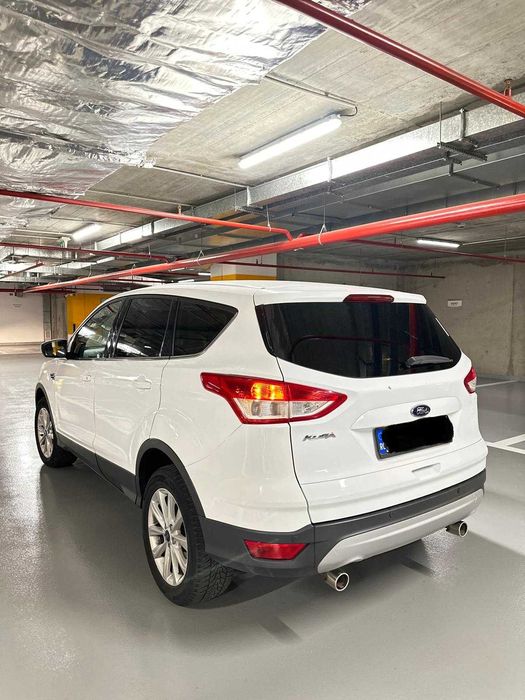 Ford Kuga 2015 . 204000km. 4x4 automat. 2.0 Diesel. 150cp.