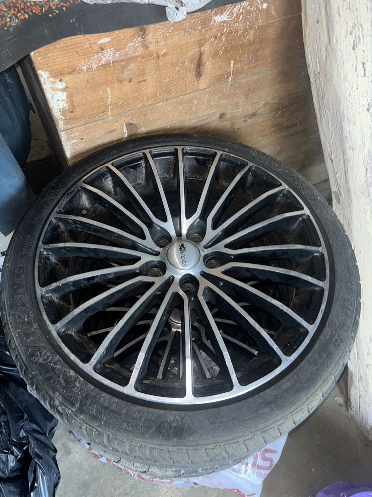 Jante cu cauciucuri pe 18 inch diametru VW Audi Skoda etc