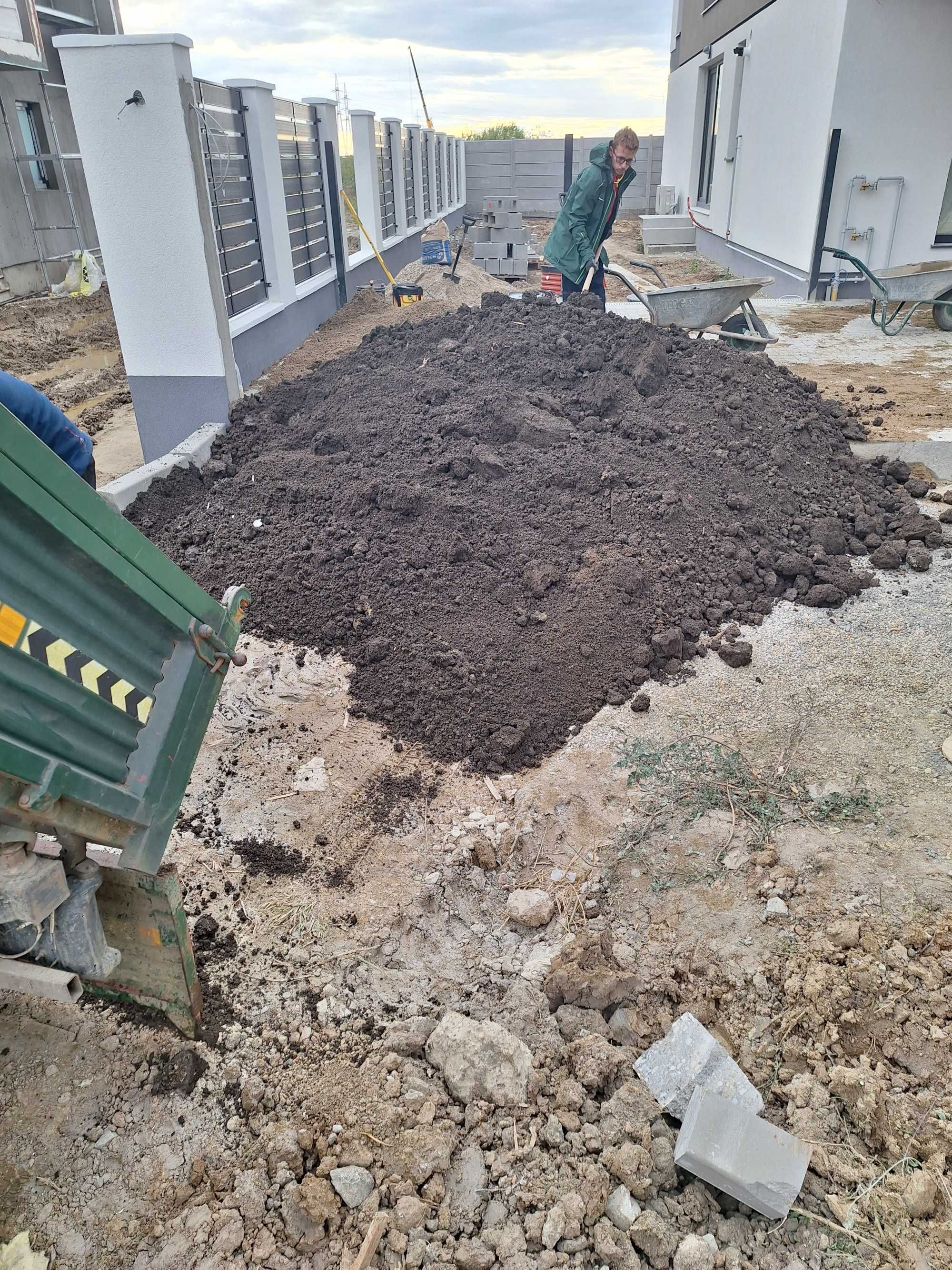 Compost Pamant galben nisipos Pământ negru vegetal