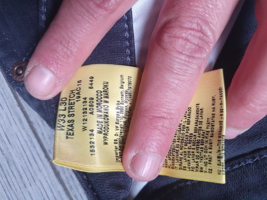 Blugi WRANGLER "Texas Stretch" - Marime W33 L30 (Talie 87 cm)