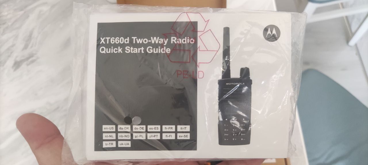 Моторола  XT660d Two-Way Radio Quick Start Guide ратцияла сотилади янг