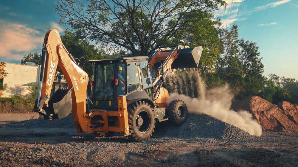 Экскаватор-погрузчик New Holland CASE 570 SV Рачок Чаён в наличии