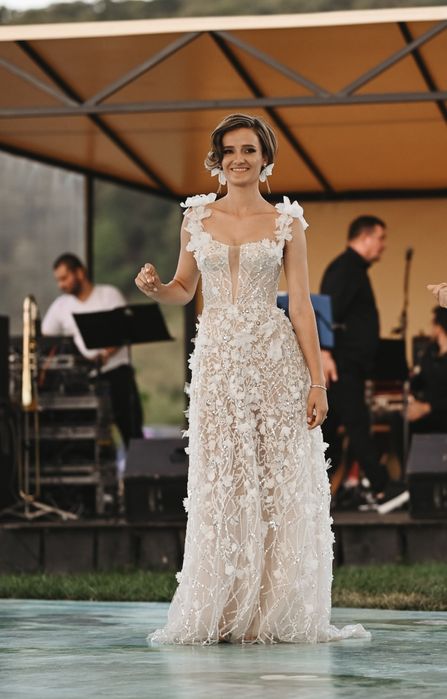 Vând rochie de mireasa Milla Nova