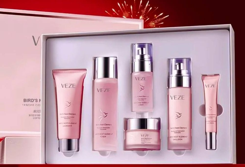 Набор для ухода за лицом,  косметика, подарочный бокс уход