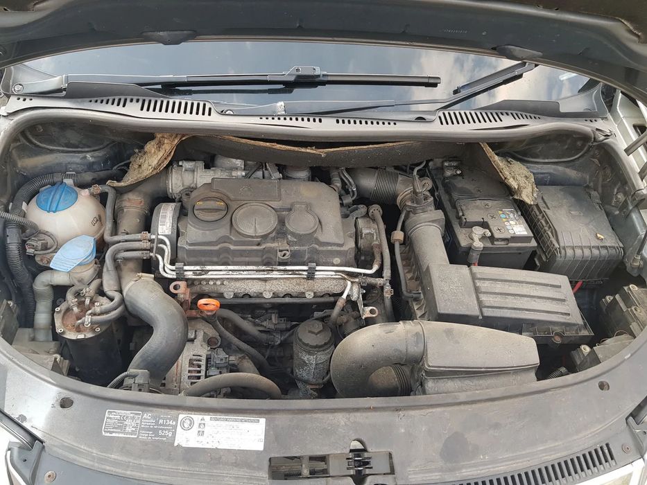 USA STANGA FATA/USA DREAPTA FATA/USA STANGA SPATE/USA DREAPTA SPATE VOLKSWAGEN TOURAN FACELIFT