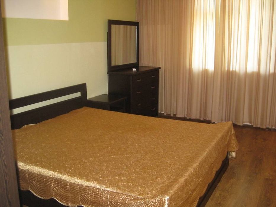 Продам квартиру Цум 2/7/9 68м2