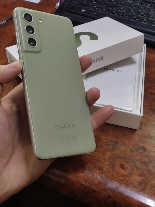 Samsung galaxy s 21 fe 128