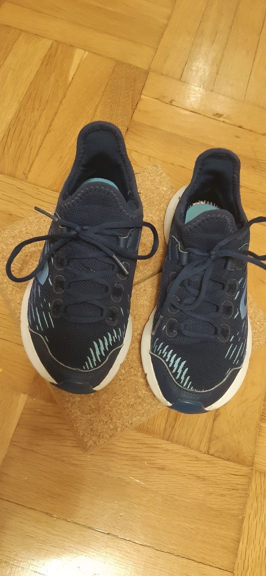 Маратонки декатлон 35 номер, decathlon