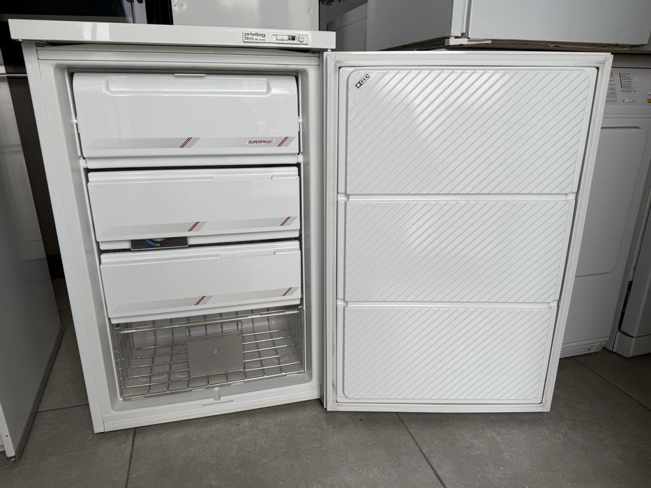 Малък фризер 4 чекмеджета Привилег