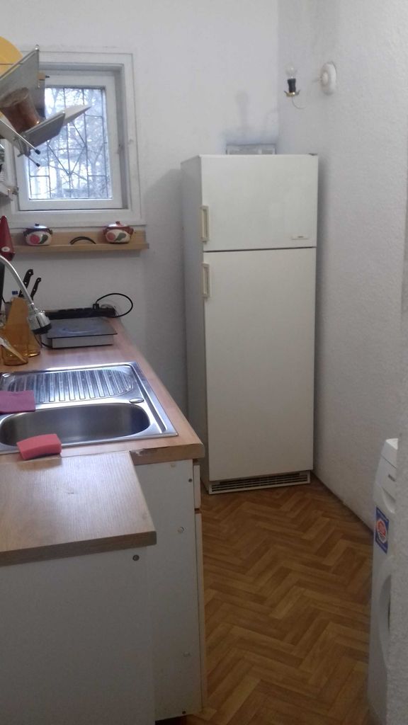 Дава се под наем Четиристаен апартамент в София, Център - 100 кв.м за 867 € - Снимка #4