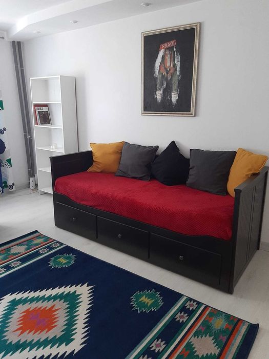 Ofer spre inchiriere garsoniera confort 1