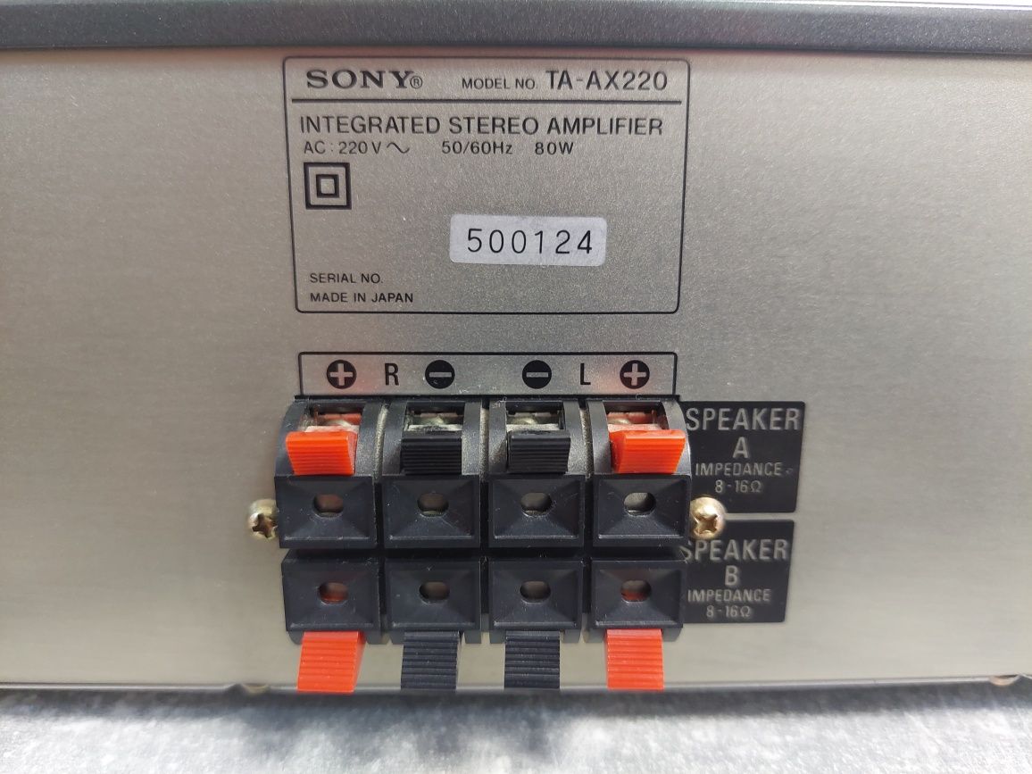 Amplificator SONY TA-AX220 în stare perfectă